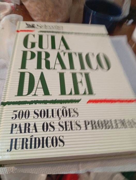 Livro com 500 formas de o ajudar judicialmente