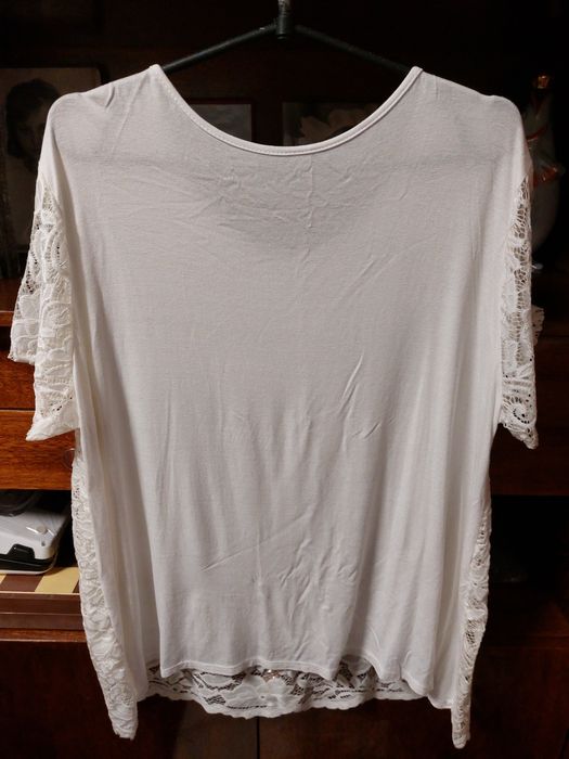 Блузки білі різні 52 -54р