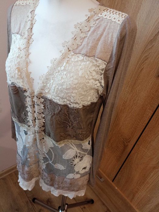 bluzeczka damska  ..