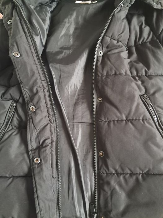 Czarna lekka  kurtka H&M