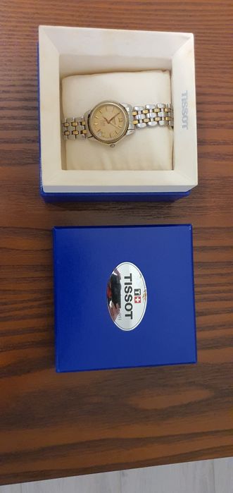 Продам швейцарские оригинальные часы Tissot