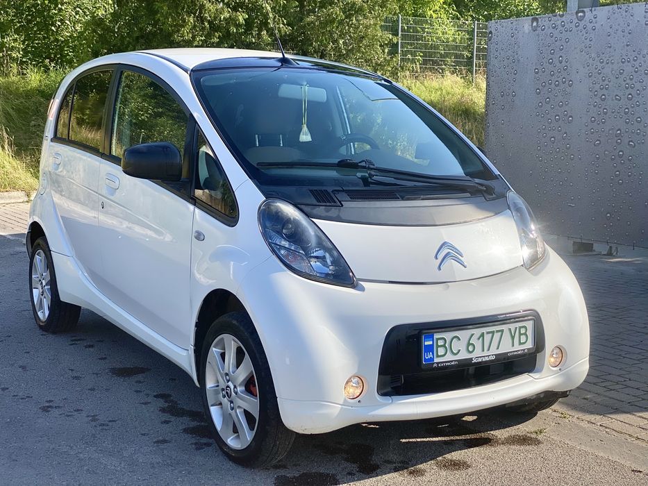 Продам в гарному стані citroen c-zero