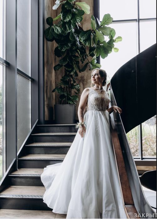 Весільна   сукня