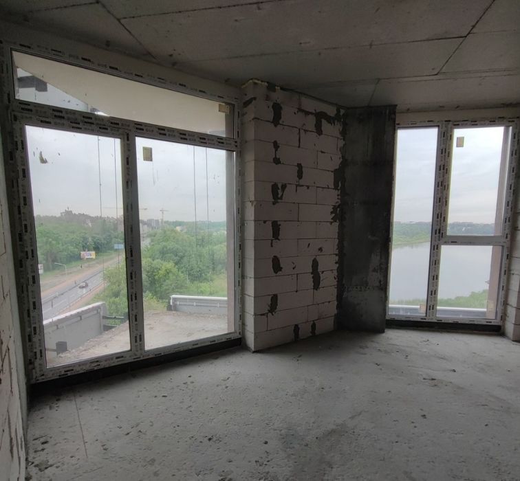 Однокімнатна видова квартира на озеро