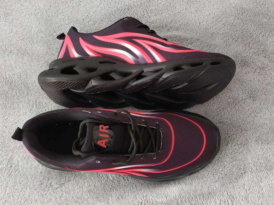 Buty mesko-młodzieżowe rozm.42