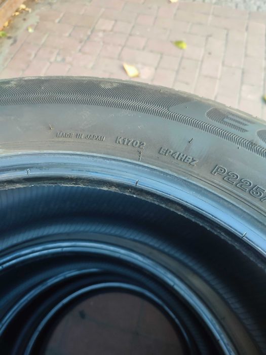 Шини bridgestone ecopia h/l 422 plus 225 55 r18 б/у 4 шт