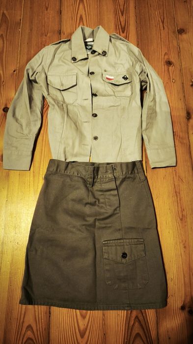 Mundur harcerski kosxula spudnica