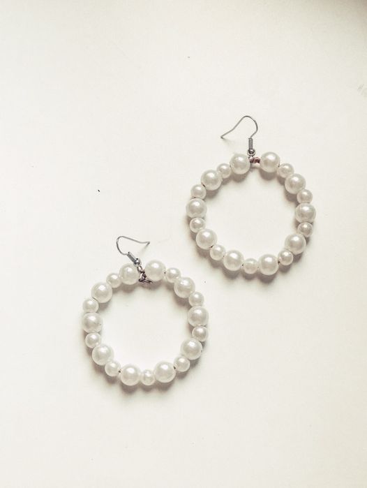Argolas de pérolas (brincos, bijuteria, acessórios)