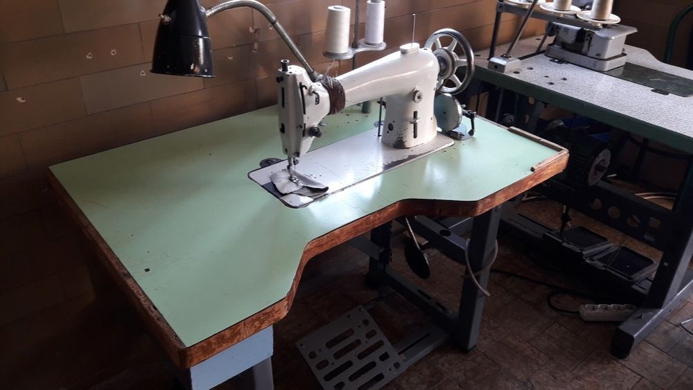 Швейні машинки промислові