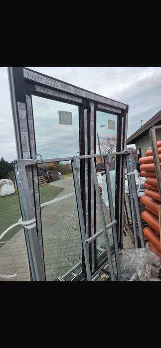 Okno balkonowe dąb bagienny