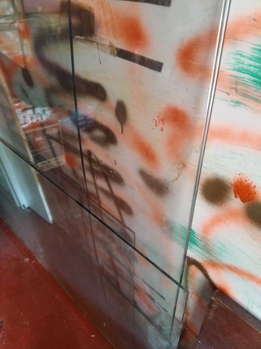 продам скло загартоване 6мм та просте 5 мм