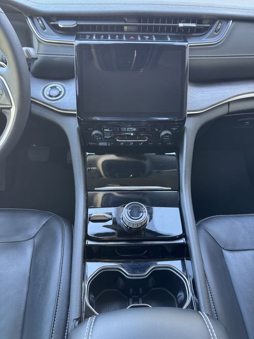 Jeep Grand Cherokee 2022 WL коротка версія V покоління 3.6