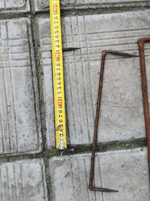 Скоби різні 3 шт.