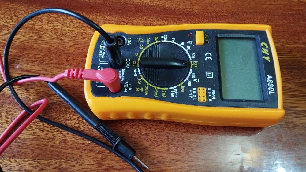 Мультиметр CHY A830L