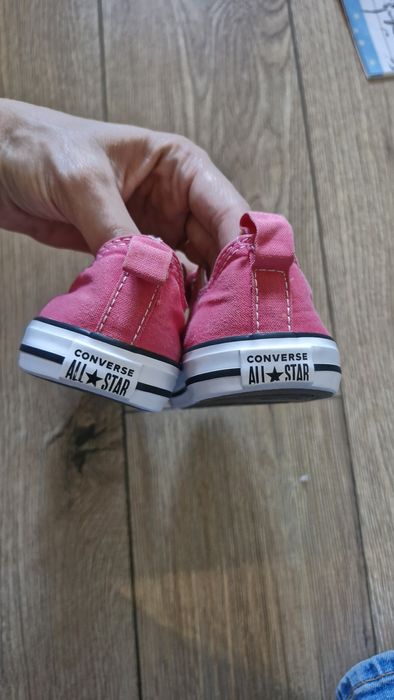 Converse r 25/ dziewczynka