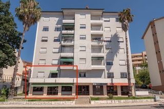 espaço para comercio ou serviços na solum