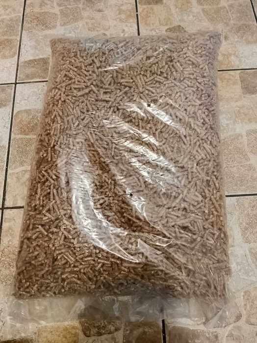 Продам пелету, мішки по 15кг, терміново!