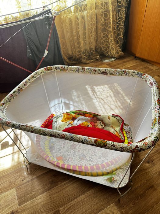 Продам детский манеж, и коврик развивающий