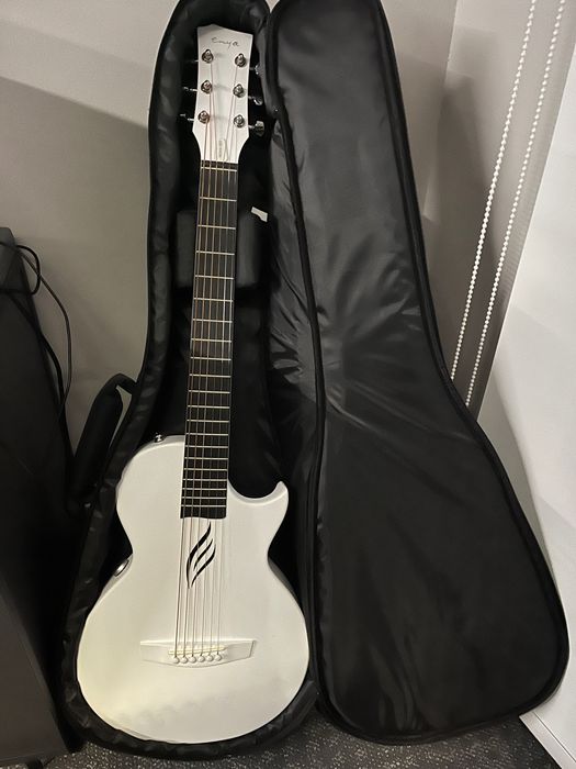 Електро акустична смарт-гітара ENYA NOVA