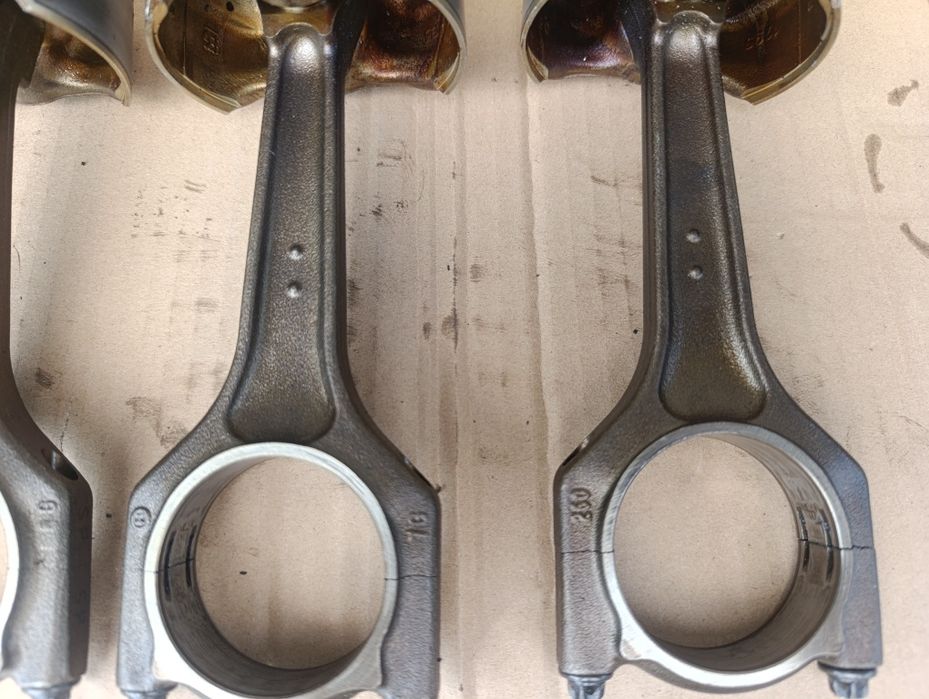 Шатун поршень Bmw e46 E90 E91 E46 E87 1.8 benzin