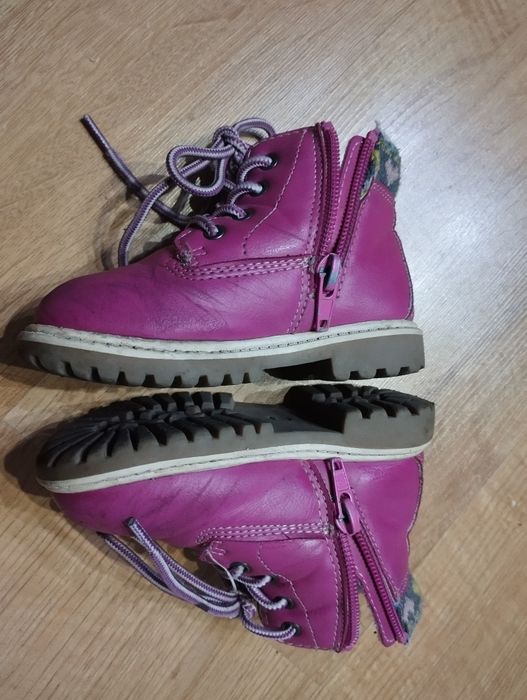 Adidasy FILS r 22 i gratis botki traperki
