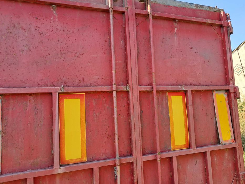 Ворота на полуприцеп зерновоз бортовий висота 2м ширина 2.5м (2.45м)