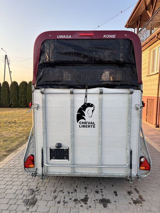 Przyczepa do koni zwierząt Cheval Liberte 1400dmc 2019r