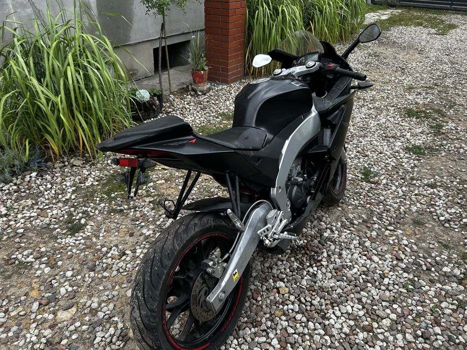 Aprilia RS 4 125 . 2014 rok . /transport/