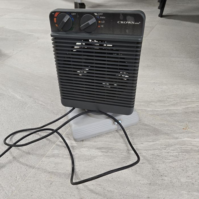 Aquecedor/Ventoinha Eléctrica Giratória