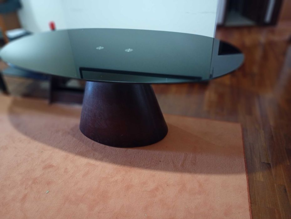 Mesa de jantar oval com vidro temperado 1 cm