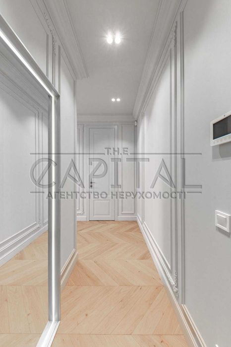 Центр. Золоті Ворота. Нова квартира, Ярославів град