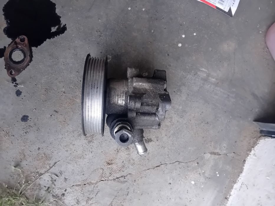 Audi a4 b7 2.0tdi pompa wspomagania 120bar