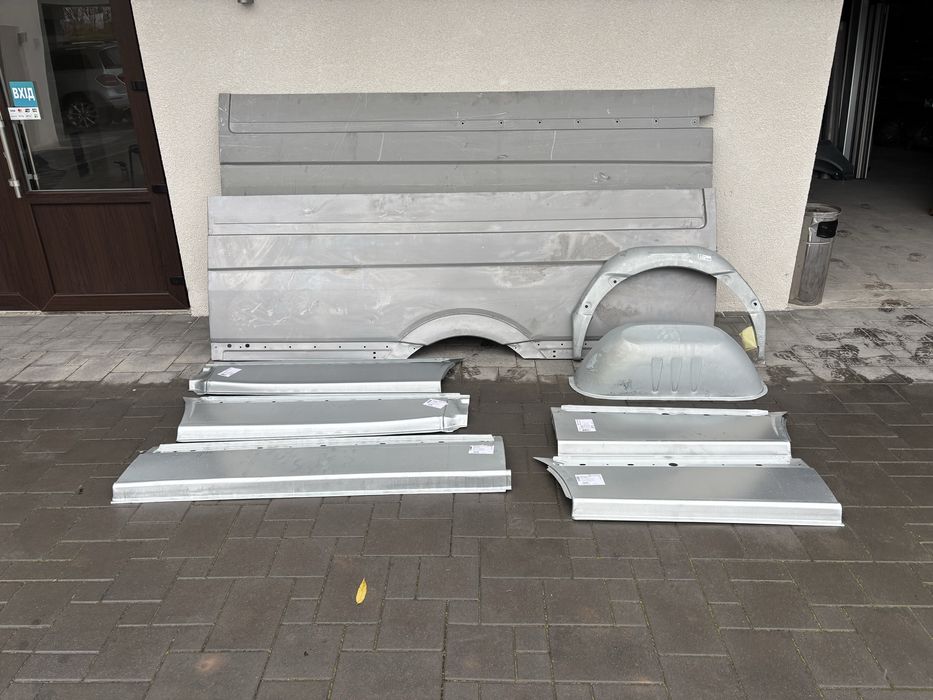 Бочина Mercedes Sprinter 2006- бочини права ліва Спрінтер