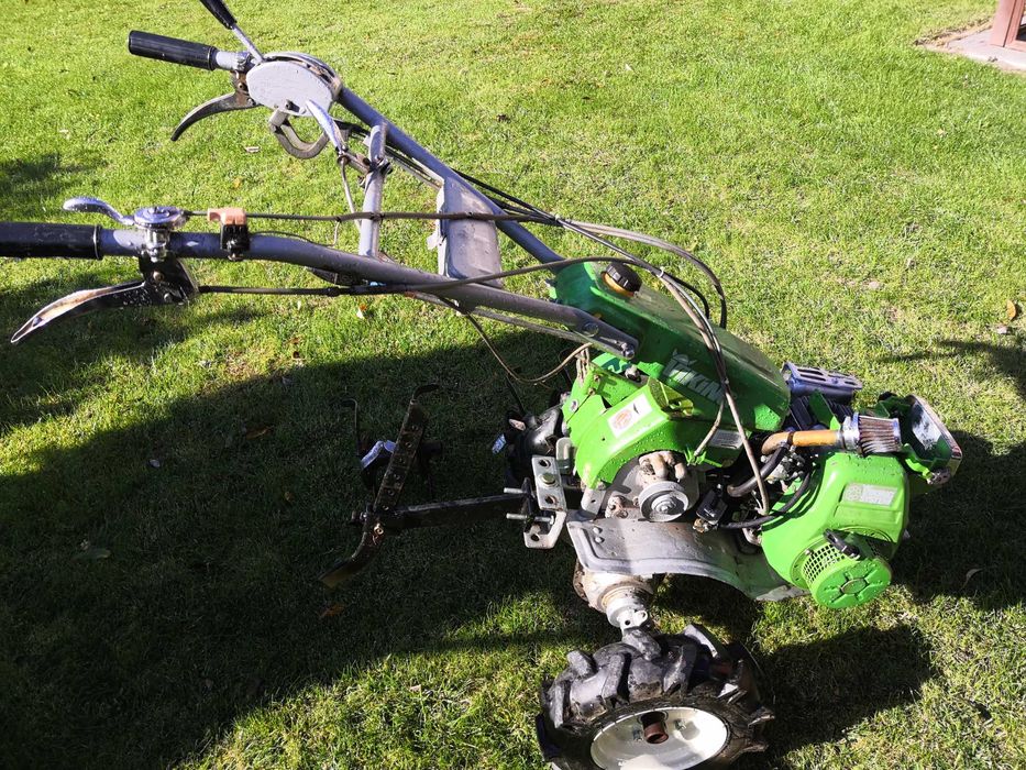 Traktorek Viking 6000