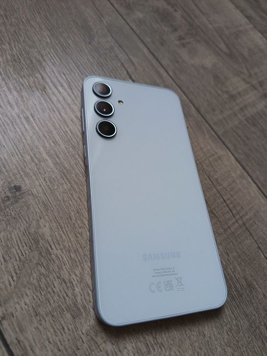 Samsung Galaxy a35 ideał prawie nowy 6/126