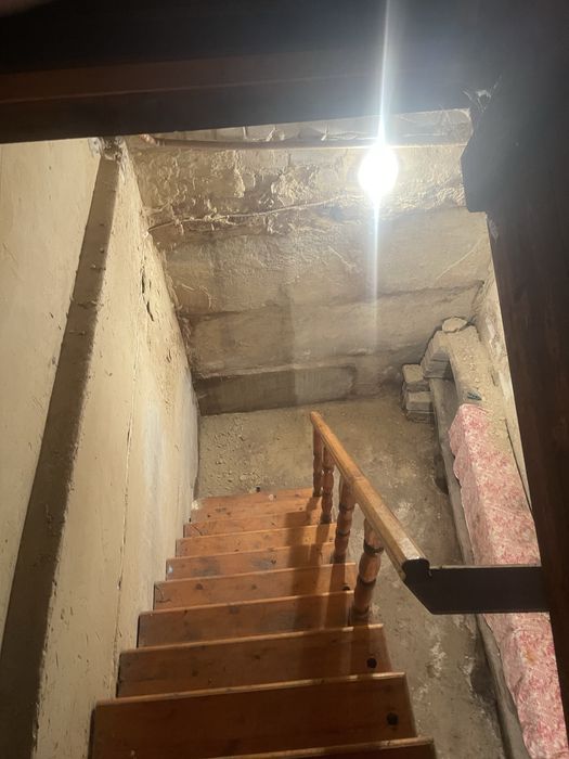 Капитальный Дом-Дача , 90 кв ; Гараж , Баня, подвал ; 25 сот приват ; р-он Терновой ( 22  км  Харьков).