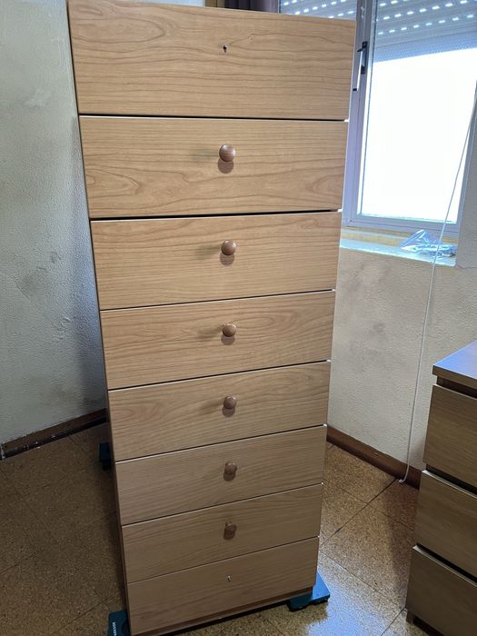 Movel com 8 gavetas grandes