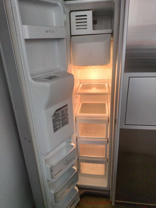 Okazja!!! Duża lodówka SIDE by SIDE firmy LG z barkiem