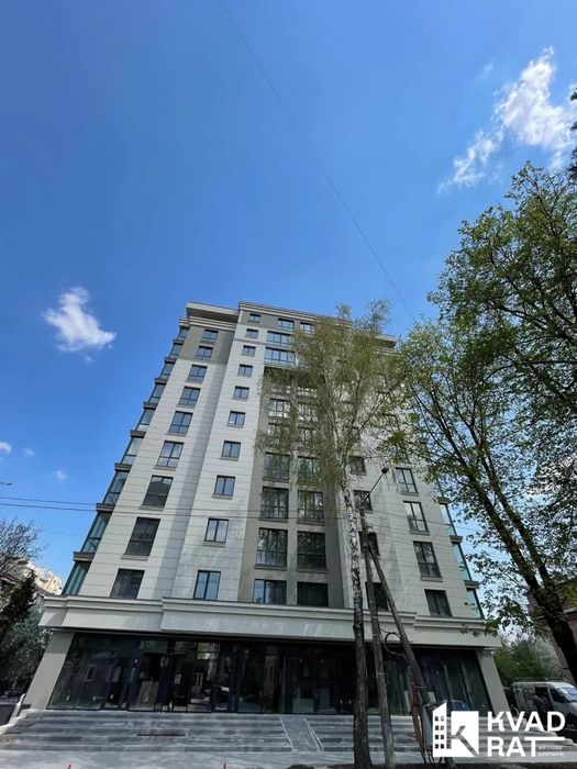 Продаж 2 кімнатної з ремонтом,вул.Короля Данила