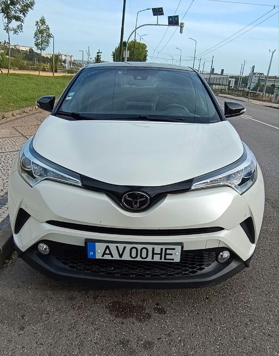 Vendo Toyota C-HR