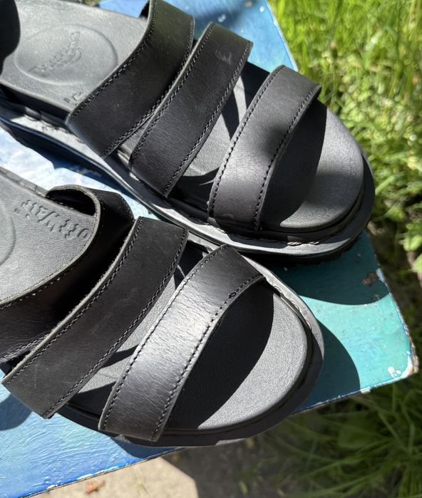 Сандалі Dr.Martens Blaire