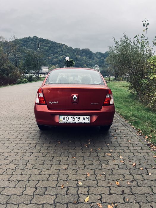 Автомобіль Рено
