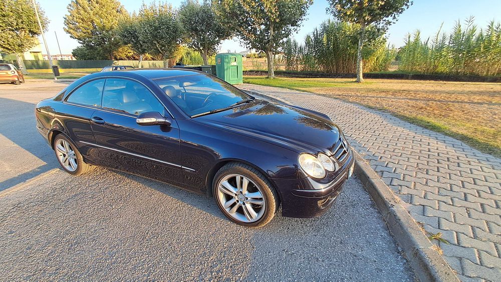 Mercedes-Benz CLK 220 Cdi - Impecável como novo