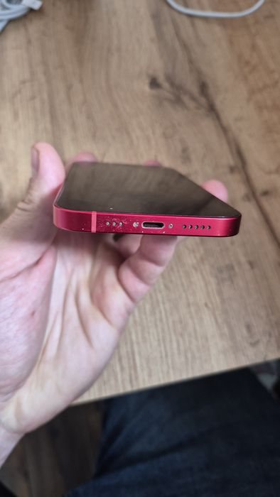 iPhone 13, czerwony 128GB, stan baterii 85%