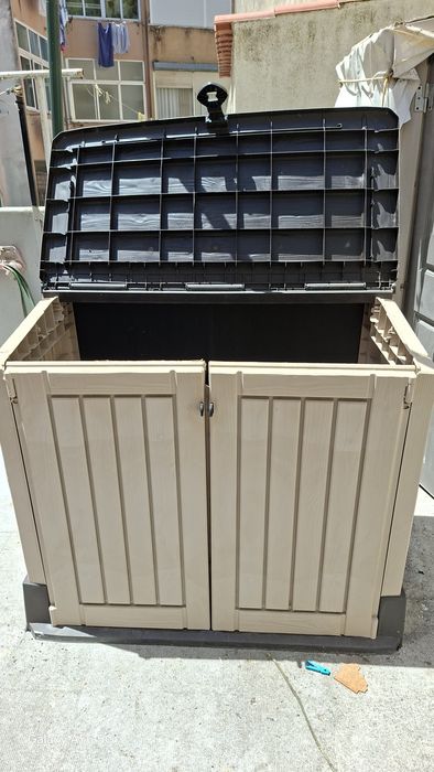 Arca de resina KETER 845L