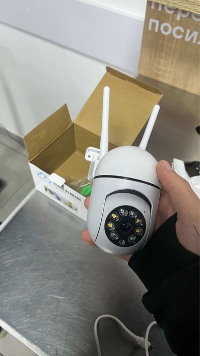 камера спостереження