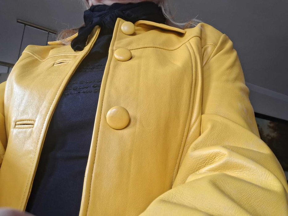 Kurteczka-marynarka skórzana