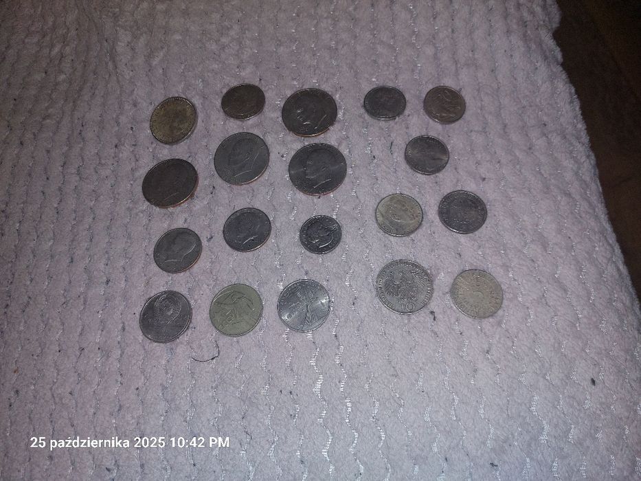 Monety uzywane różne w tym srebrne .