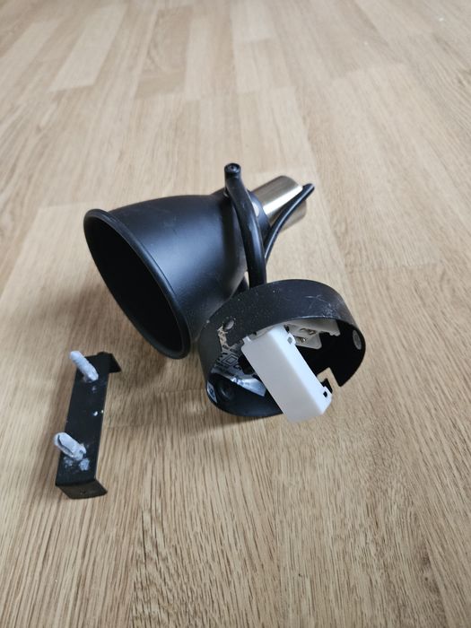 Czarny kinkiet w bardzo dobrym stanie