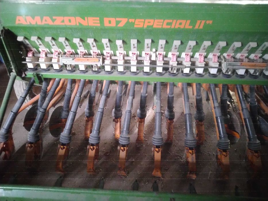 Brona talerzowa 2,4, siewnik amazone d7 specjal II 2,5 m